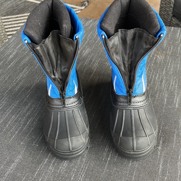Khombu Miles Duck Boot Size 13 Kids - Picture 10 of 12